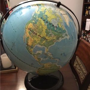 COPY - LAST ONE: Classroom world globe- 2005- Readiness brand